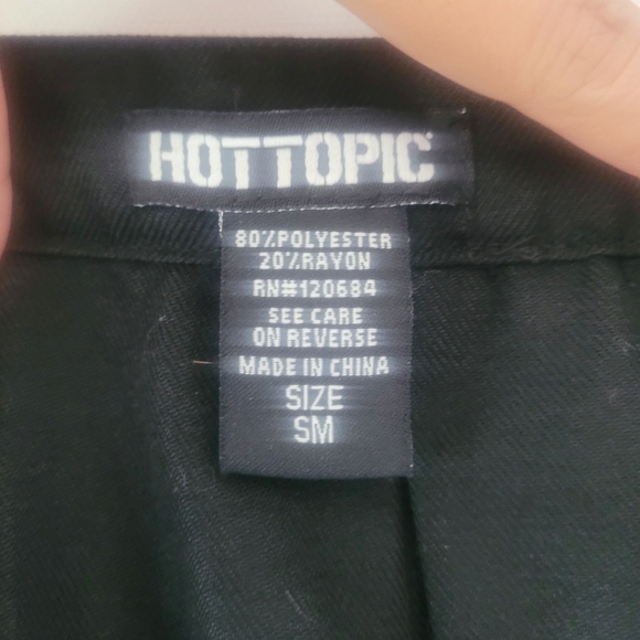 Hot Topic Skirt - Picture 2 of 2